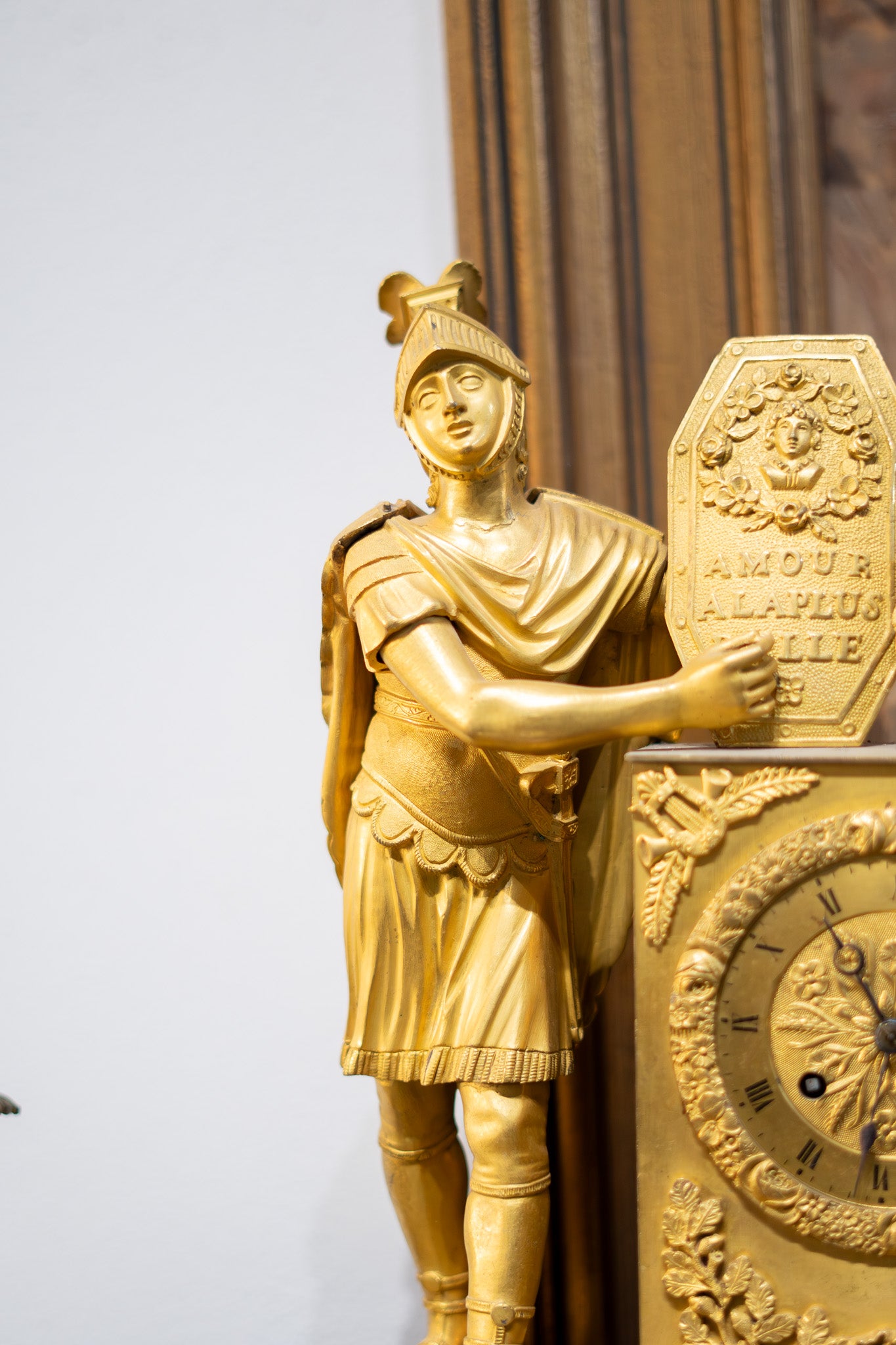 Reloj Imperio Francés en Bronce Dorado – 1810