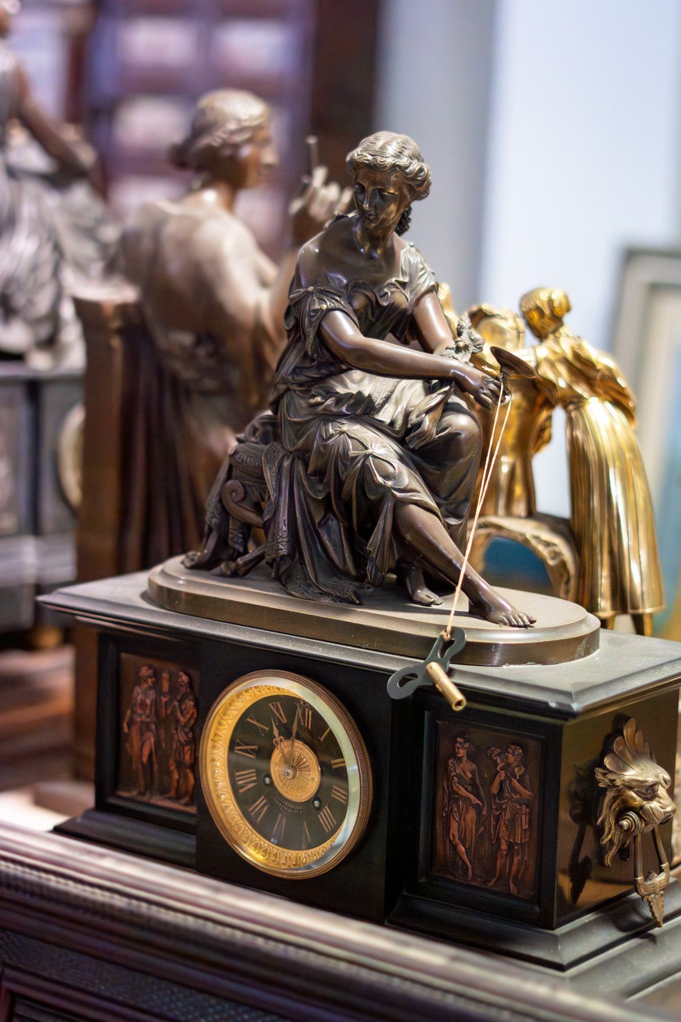Reloj Francés de Mármol y Bronce S.XIX